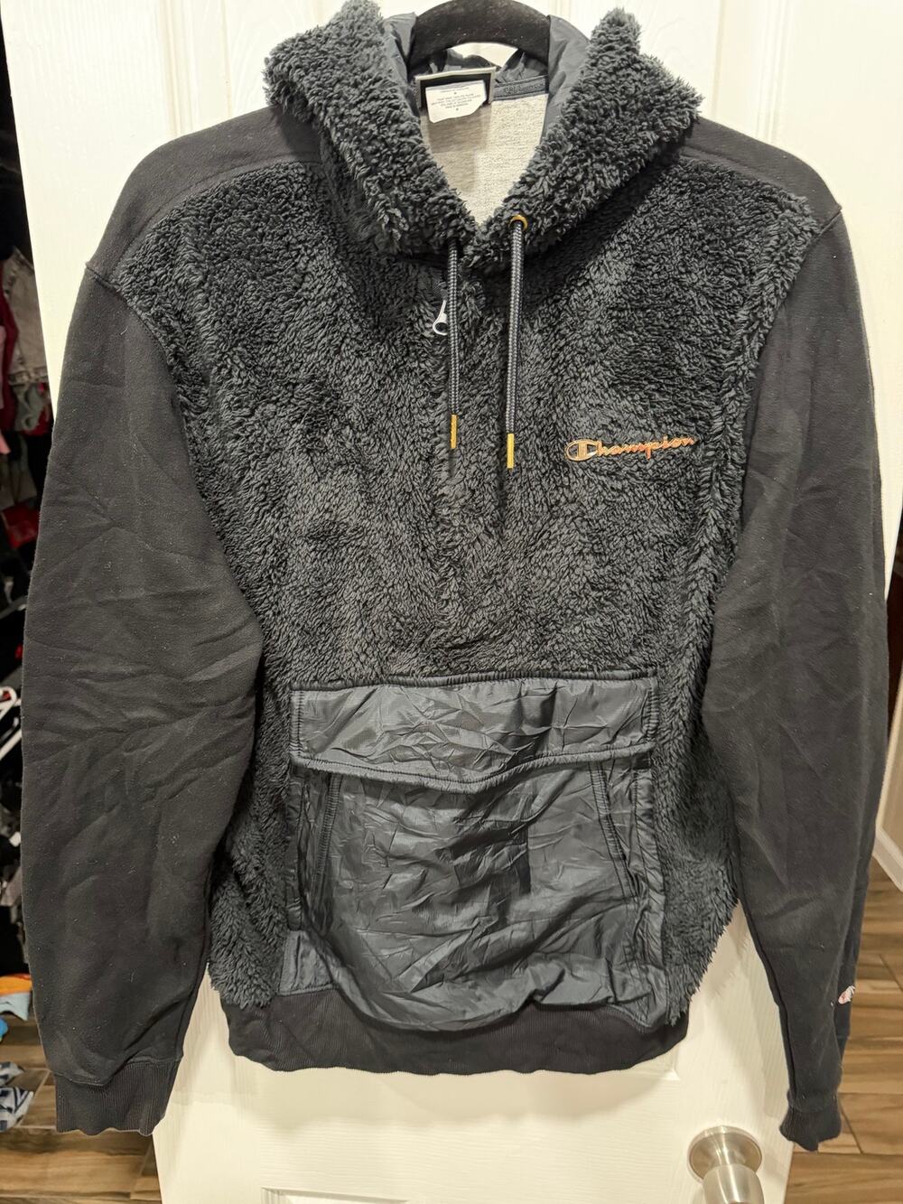 Champion Women's Medium Black Fleece Sherpa Pullover Hoodie Kangaroo Pocket